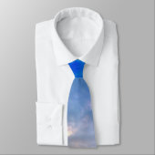 Belle cravate de nuages (Attaché)