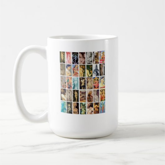 Belle femme capable forte de tasse de substance (Gauche)