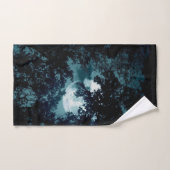 Belle Lune qui coule avec les arbres (Serviette à main)