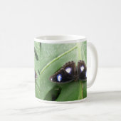Belle Mug Papillon Bleu tacheté (Devant droit)