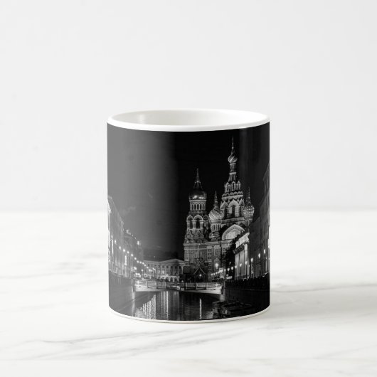 Belle St Petersburg Russie Mug noir et blanc (Centre)