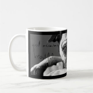 Belle tasse de café bonjour avec le thePug de Roxy
