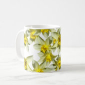 Belle tasse de classique de jonquilles (Devant gauche)