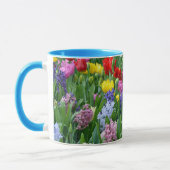 Belle tasse de jardin de printemps (Gauche)