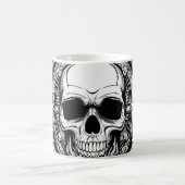 Belle tasse et dangereuse tasse du diable (Centre)