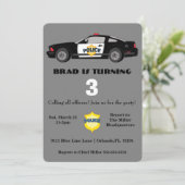 Belle voiture de police Anniversaire Invitation (Debout devant)