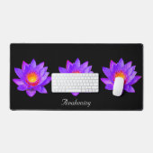 Belles fleurs de Lotus sur le noir (Clavier et souris)