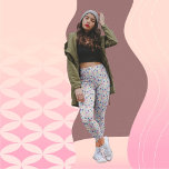 Belles fleurs et enveloppes Leggings Motifs<br><div class="desc">Présentant nos légumineuses à motifs floraux époustouflants, parfait pour ajouter une touche d'élégance à toute tenue. Fabriquées en matériau extensible de haute qualité, ces leggings offrent un confort ultime et un ajustement flatteur. Le magnifique design floral est attrayant et féminin, ce qui les rend parfaits pour les occasions décontractées et...</div>