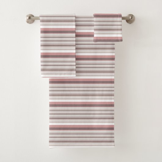 Belles rayures brunes blanches (En situation)