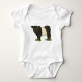 "Beltie" Belted Galloway Romper (Voorkant)