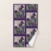 Bénédiction de Pâques avec tulipes pourpres foncée (Serviette à main)