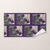 Bénédiction de Pâques avec tulipes pourpres foncée (Serviette à main)