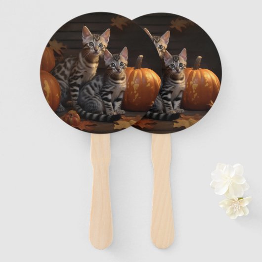 Bengaalse Kitten Herfst Delight Pompoen Handwaaier (Voorkant en achterkant)