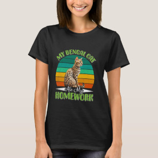 Bengal Kat MIJN BENGAL KAT HEEFT MIJN HUISWERK OPG T-shirt