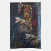 Bengalen Kat Snowy Sleigh Ride Kerstmisdecor Theedoek (Verticaal)
