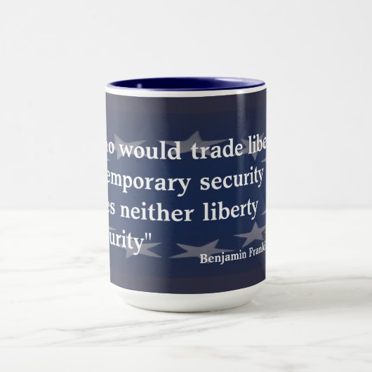 Benjamin Franklin Quote over vrijheid Mok (Midden)