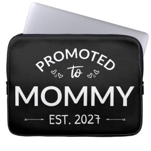 Benoemd tot mama Est 2027 Nieuwe mama-aankondiging Laptop Sleeve