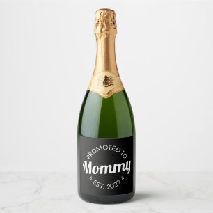Benoemd tot mama vanaf 2027 Aankondiging nieuwe ma Sparkling Wijnetiket