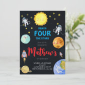 Bereik het Four Stars Outer Space verjaardagsfeest Kaart (Staand voorkant)