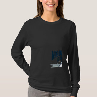 Berg gebonden aan Outdoor & Wandelavontuur voor ge T-shirt