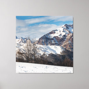 Bergen in de winter in Spanje, Canfranc Canvas Afdruk