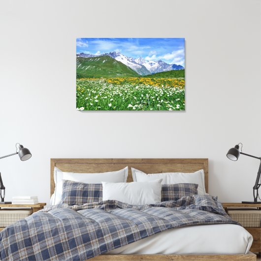 Bergen | Zwitserse vallei Canvas Afdruk (Insitu (Slaapkamer))