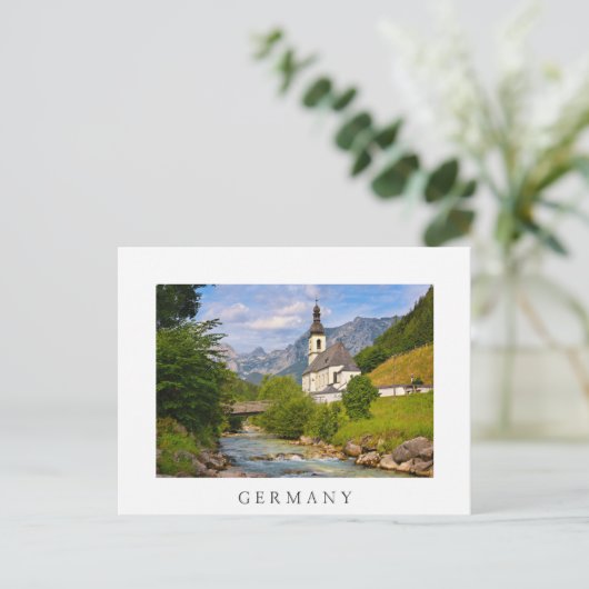 Bergkerk met stroomlandschap briefkaart (Staand voorkant)