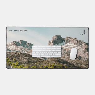 Berglandschap (Aangepaste tekst en initialen) Bureaumat