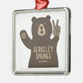 Berkeley Springs West Virginia Peace Bear Metalen Ornament (Links)