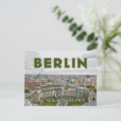Berlin, carte postale de la série Visit... (Debout devant)