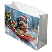 Bernedoodle Hond in Sledge Laat het Sneeuw Kerstmi Groot Cadeauzakje (Achterkant Gekanteld)
