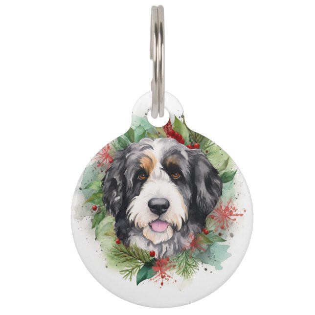 Bernedoodle Kerstkrans Feestelijke Pup Huisdierpenning (Voorkant)