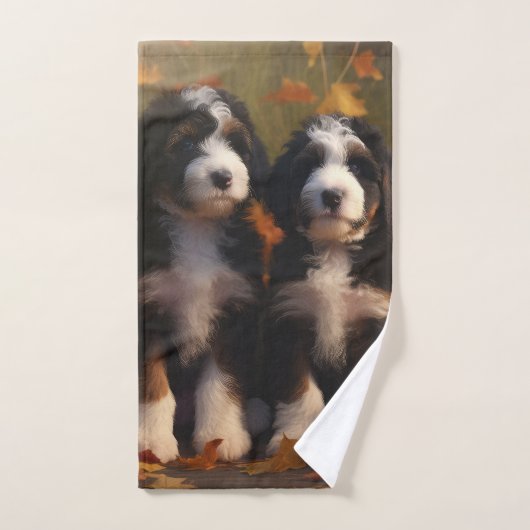 Bernedoodle Puppy Herfst Verrukking Pompoen Bad Handdoek (Handdoek)