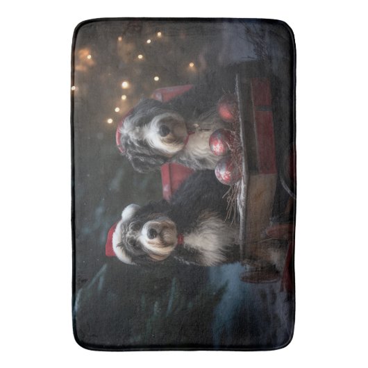 Bernedoodle Snowy Sleigh Kerstdecoratie Badmat (Voorkant Verticaal)