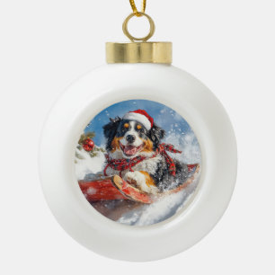 Berner Sennenhond in slee Kerstmis Keramische Bal Ornament
