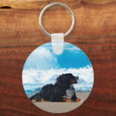 Bernese Mountain Dog over Beach Sleutelhanger (Voorkant)