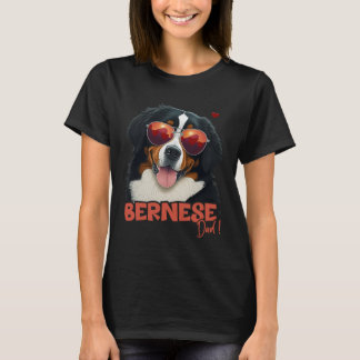Bernesemountaindog met hartdecoratie Bernesedad T-shirt