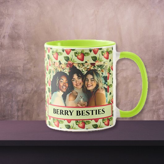 Berry Besties Green et Red Friends Photo Mug