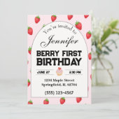 Berry First Birthday Invitation Invitation fraise (Debout devant)