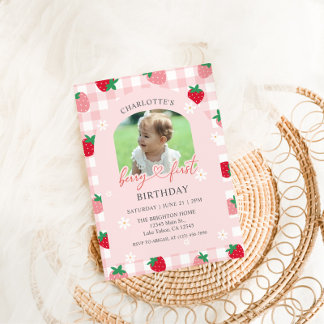Berry First Birthday Photo Invitation Kaart