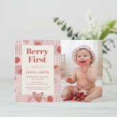 Berry First Birthday Pink Bow Cute Photo Kaart (Staand voorkant)