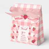 Berry First Birthday Red Gingham Bows Square Bedankdoosjes (Voorkant Zijde)