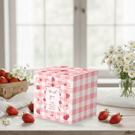 Berry First Birthday Red Gingham Bows Square Bedankdoosjes