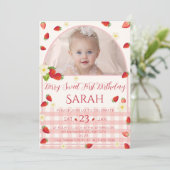 Berry Sweet 1st Birthday Invitation Photo (Debout devant)