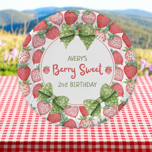 Berry Sweet 2nd Birthday Strawberry Party  Papieren Bordje