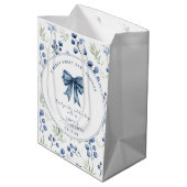 Berry Sweet Baby shower Blueberry Bow Square Medium Cadeauzakje (Achterkant Gekanteld)