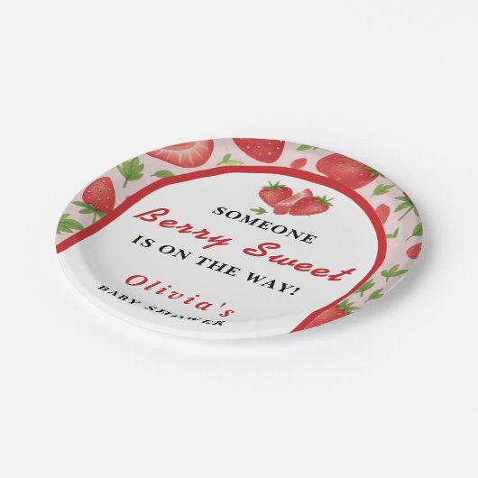 Berry Sweet Strawberry Baby shower Papieren Bordje (Gekanteld)
