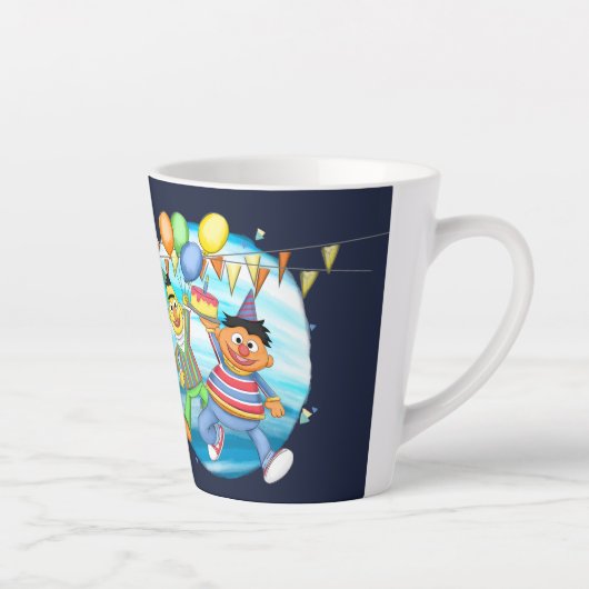 Bert en Ernie Verjaardagsballonnen Latte Mok (Rechts)