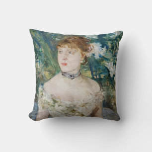 Berthe Morisot - Jong meisje in baljurk Kussen