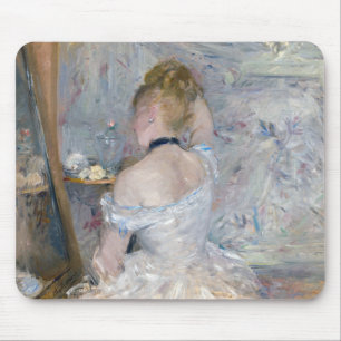 Berthe Morisot - Vrouw bij haar toilet Muismat